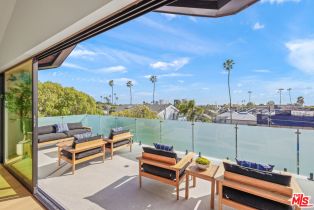 Single Family Residence, 2530 Beverley ave, Santa Monica, CA 90405 - 12