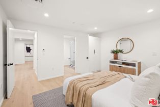 Single Family Residence, 2530 Beverley ave, Santa Monica, CA 90405 - 38