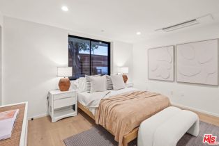 Single Family Residence, 2530 Beverley ave, Santa Monica, CA 90405 - 37