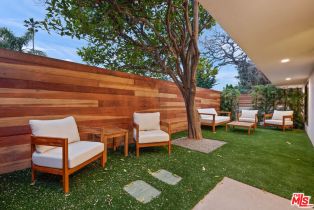 Single Family Residence, 2530 Beverley ave, Santa Monica, CA 90405 - 40