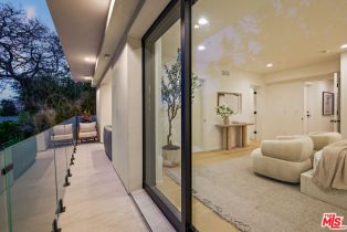 Single Family Residence, 2530 Beverley ave, Santa Monica, CA 90405 - 27