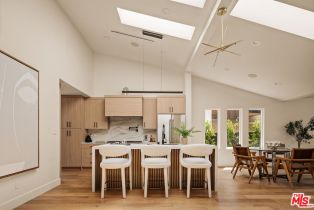 Single Family Residence, 4615 Cedros ave, Sherman Oaks, CA 91403 - 4