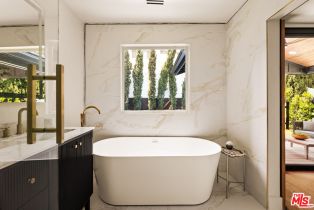 Single Family Residence, 4615 Cedros ave, Sherman Oaks, CA 91403 - 14