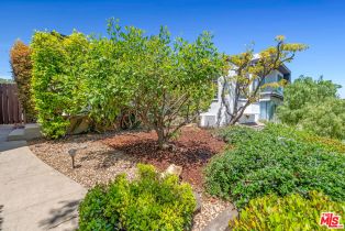 , 1939 Holmby ave, Westwood, CA 90025 - 4