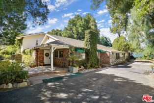 Single Family Residence, 5509 Oakdale ave, Woodland Hills, CA 91364 - 63