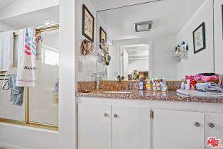 Single Family Residence, 5509 Oakdale ave, Woodland Hills, CA 91364 - 55