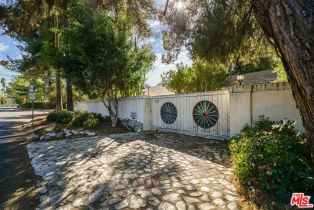 Single Family Residence, 5509 Oakdale ave, Woodland Hills, CA 91364 - 4