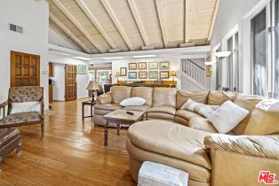 Single Family Residence, 5509 Oakdale ave, Woodland Hills, CA 91364 - 12