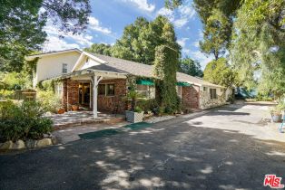 Single Family Residence, 5509   Oakdale Ave, Woodland Hills, CA  Woodland Hills, CA 91364