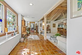 Single Family Residence, 5509 Oakdale ave, Woodland Hills, CA 91364 - 34