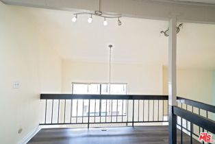 Condominium, 18433 Hatteras st, Tarzana, CA 91356 - 12