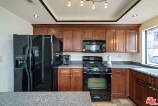 Condominium, 18433 Hatteras st, Tarzana, CA 91356 - 7