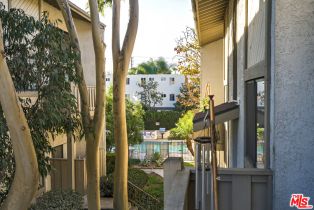 Condominium, 18433 Hatteras st, Tarzana, CA 91356 - 6