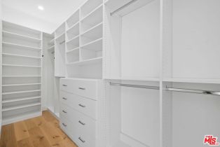 , 23229 Friar st, Woodland Hills, CA 91367 - 8