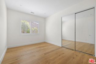 , 23229 Friar st, Woodland Hills, CA 91367 - 9