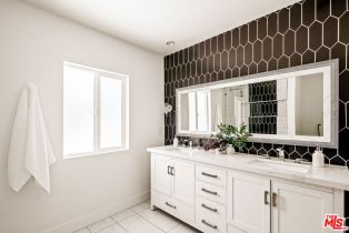 Single Family Residence, 13514 Morrison st, Sherman Oaks, CA 91423 - 19