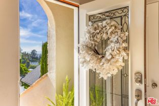 Single Family Residence, 3942 Glenridge dr, Sherman Oaks, CA 91423 - 2