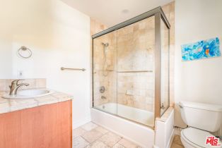 Single Family Residence, 3942 Glenridge dr, Sherman Oaks, CA 91423 - 25