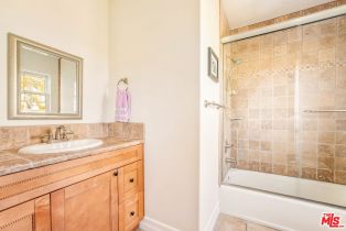 Single Family Residence, 3942 Glenridge dr, Sherman Oaks, CA 91423 - 23