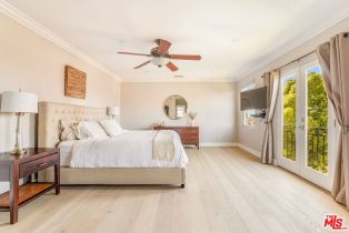 Single Family Residence, 3942 Glenridge dr, Sherman Oaks, CA 91423 - 19