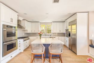 Single Family Residence, 3942 Glenridge dr, Sherman Oaks, CA 91423 - 5