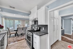 , 6241 Canby ave, Tarzana, CA 91335 - 7