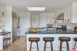 Single Family Residence, 1115 Palos Verdes Drive West dr, Palos Verdes Estates, CA 90274 - 12