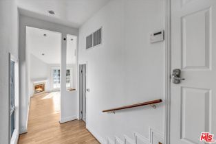 Single Family Residence, 21662   Wo He Lo Trl, Chatsworth, CA  Chatsworth, CA 91311