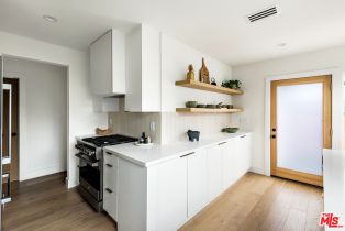 Single Family Residence, 11840 Juniette st, Culver City, CA 90230 - 10