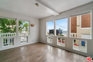 , 115 44th st, Manhattan Beach, CA 90266 - 6