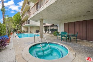 Condominium, 4454 Ventura Canyon ave, Sherman Oaks, CA 91423 - 21