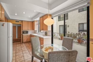 Condominium, 4454 Ventura Canyon ave, Sherman Oaks, CA 91423 - 14