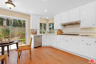 Single Family Residence, 1668 Fox Springs cir, Newbury Park, CA 91320 - 10