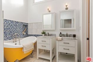 Single Family Residence, 1741 Pier ave, Santa Monica, CA 90405 - 21