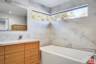 , 456 S. Venice Blvd, Venice, CA 90291 - 15