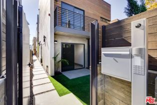 , 456 S. Venice Blvd, Venice, CA 90291 - 4