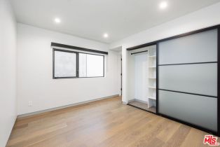 , 454 S. Venice Blvd, Venice, CA 90291 - 18