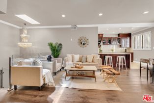 Condominium, 2219 Bentley ave, Westwood, CA 90064 - 4