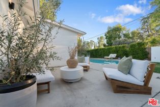 Single Family Residence, 24057 Sylvan st, Woodland Hills, CA 91367 - 22