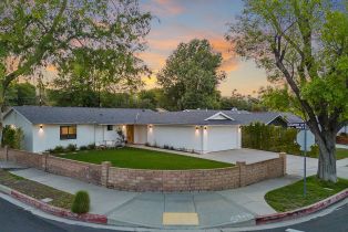 Single Family Residence, 24057 Sylvan st, Woodland Hills, CA 91367 - 23
