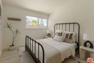 Single Family Residence, 20523 Tiara st, Woodland Hills, CA 91367 - 27