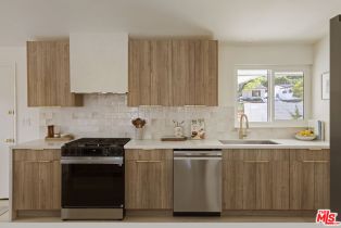 Single Family Residence, 20523 Tiara st, Woodland Hills, CA 91367 - 19