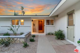 Single Family Residence, 20523 Tiara st, Woodland Hills, CA 91367 - 2