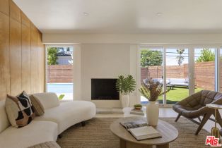 Single Family Residence, 20523 Tiara st, Woodland Hills, CA 91367 - 13