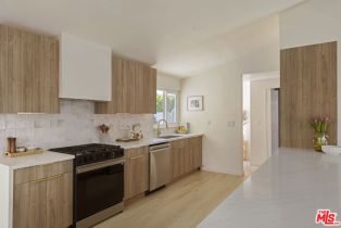 Single Family Residence, 20523 Tiara st, Woodland Hills, CA 91367 - 18