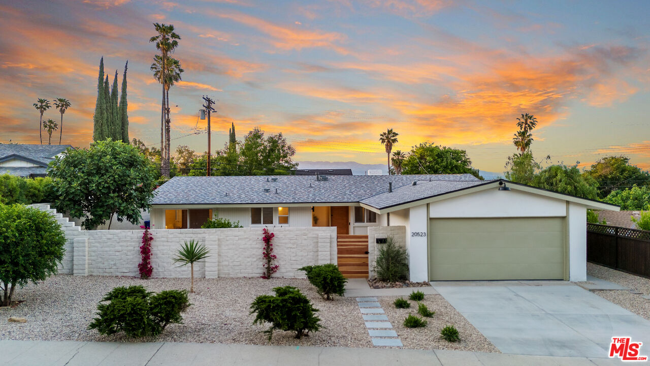 Single Family Residence, 20523 Tiara st, Woodland Hills, CA 91367 - 1