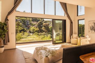 Single Family Residence, 3920 Knobhill dr, Sherman Oaks, CA 91423 - 11