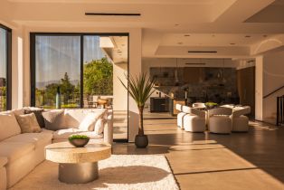 Single Family Residence, 3920 Knobhill dr, Sherman Oaks, CA 91423 - 7