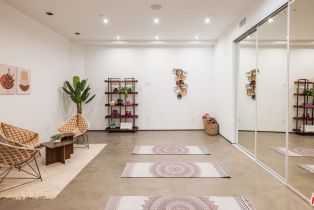 Single Family Residence, 3920 Knobhill dr, Sherman Oaks, CA 91423 - 30