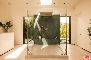 Single Family Residence, 3920 Knobhill dr, Sherman Oaks, CA 91423 - 14